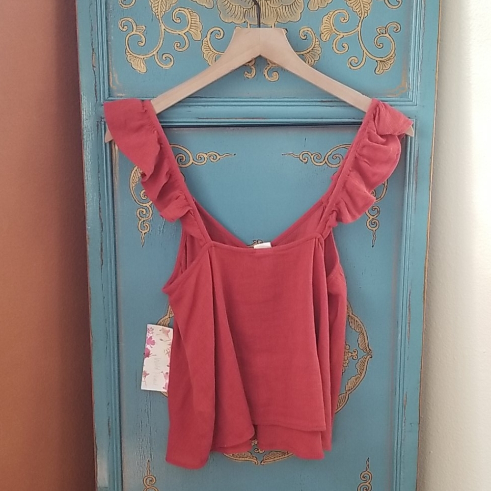 Adorable top ♡ - Picture 4 of 4